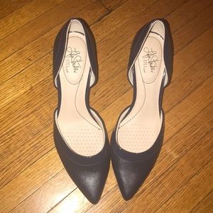 lifestride navy blue pumps